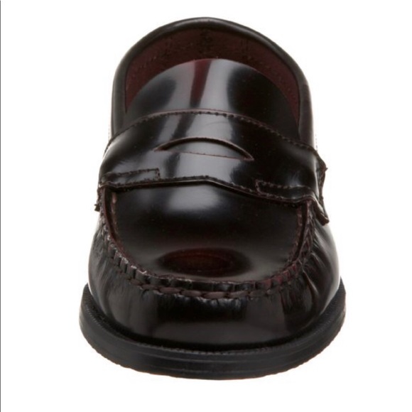 School issue shoes - Picture 2 of 14